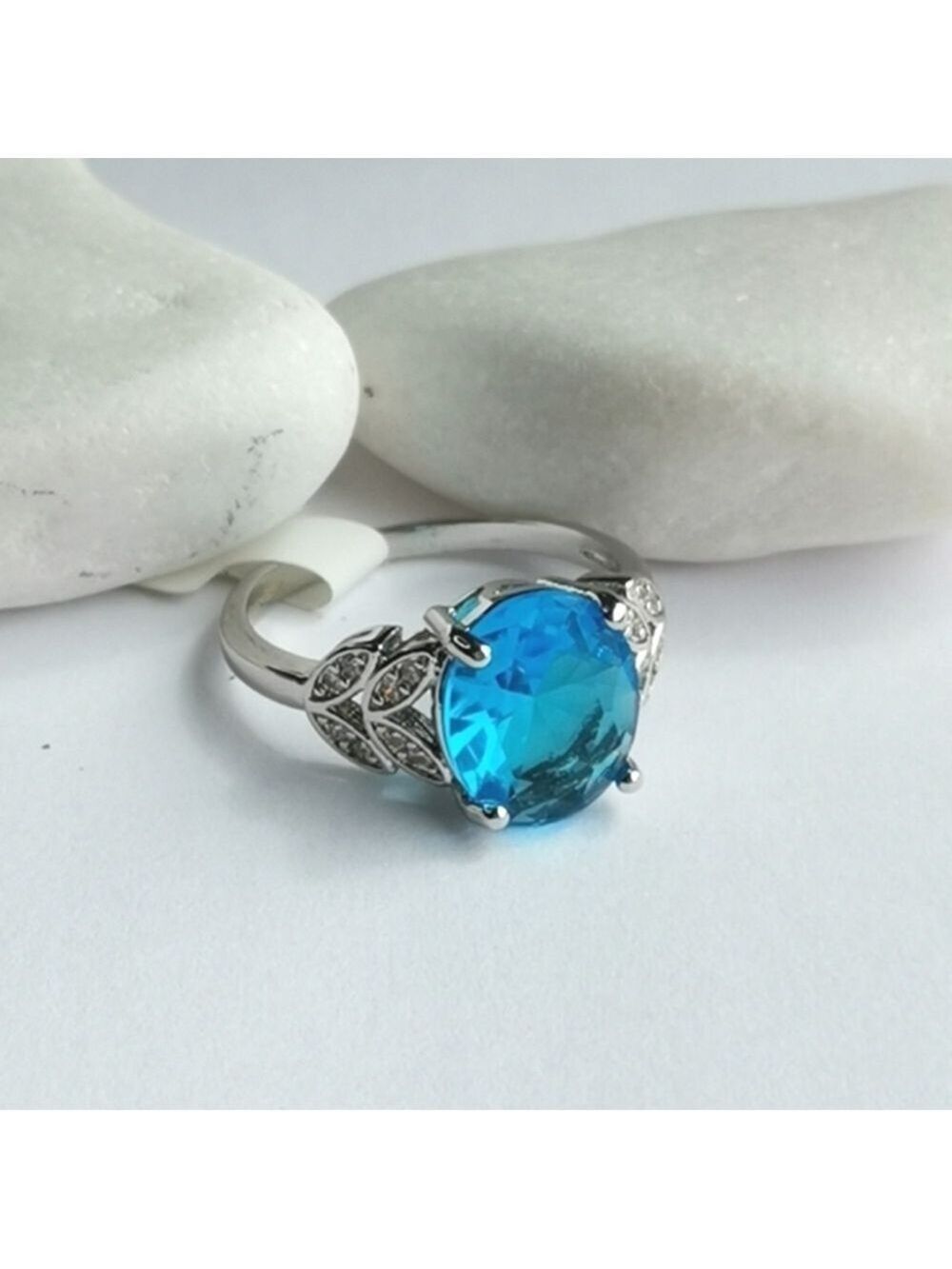 NWT CZ Swiss Blue Topaz cz ring size 7